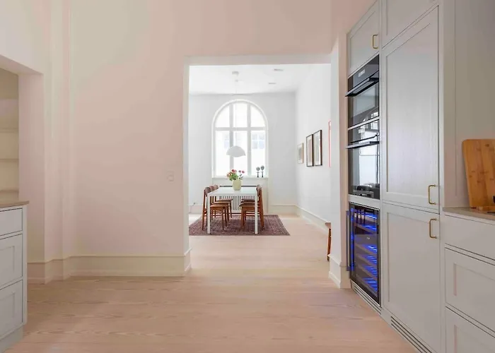 - Private Luxury - Art Gallery Copenaghen