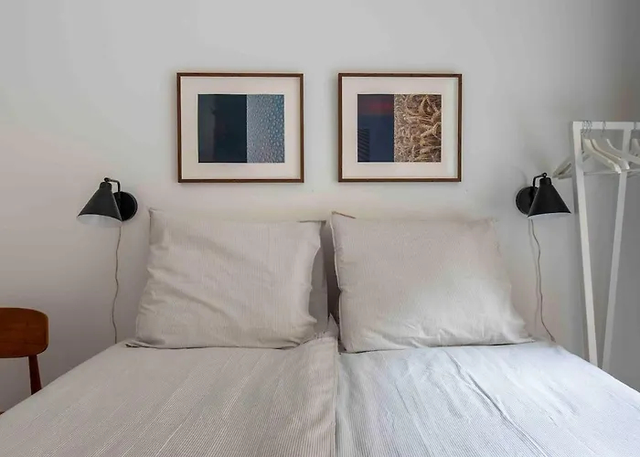 Apartment - Private Luxury - Art Gallery